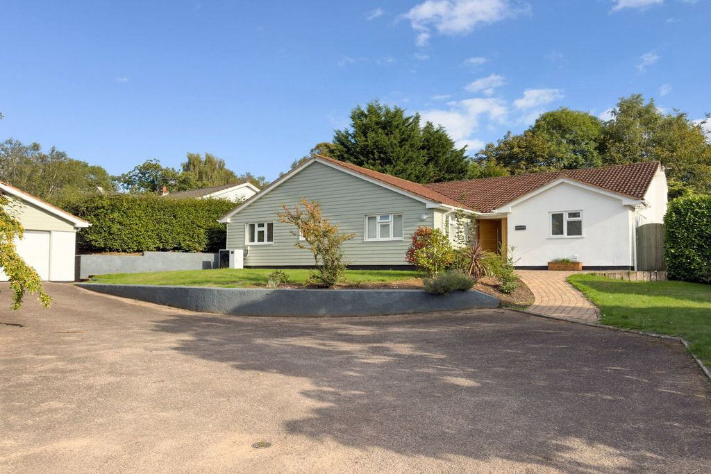 Property photo 1 of 23