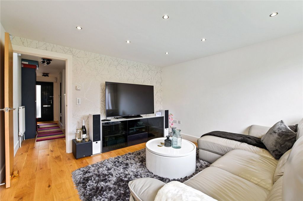 Property photo 3 of 10 Reception View 2