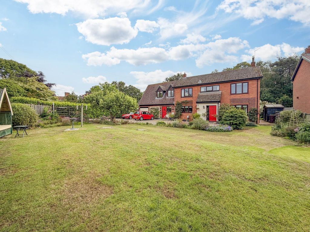 Property photo 1 of 39