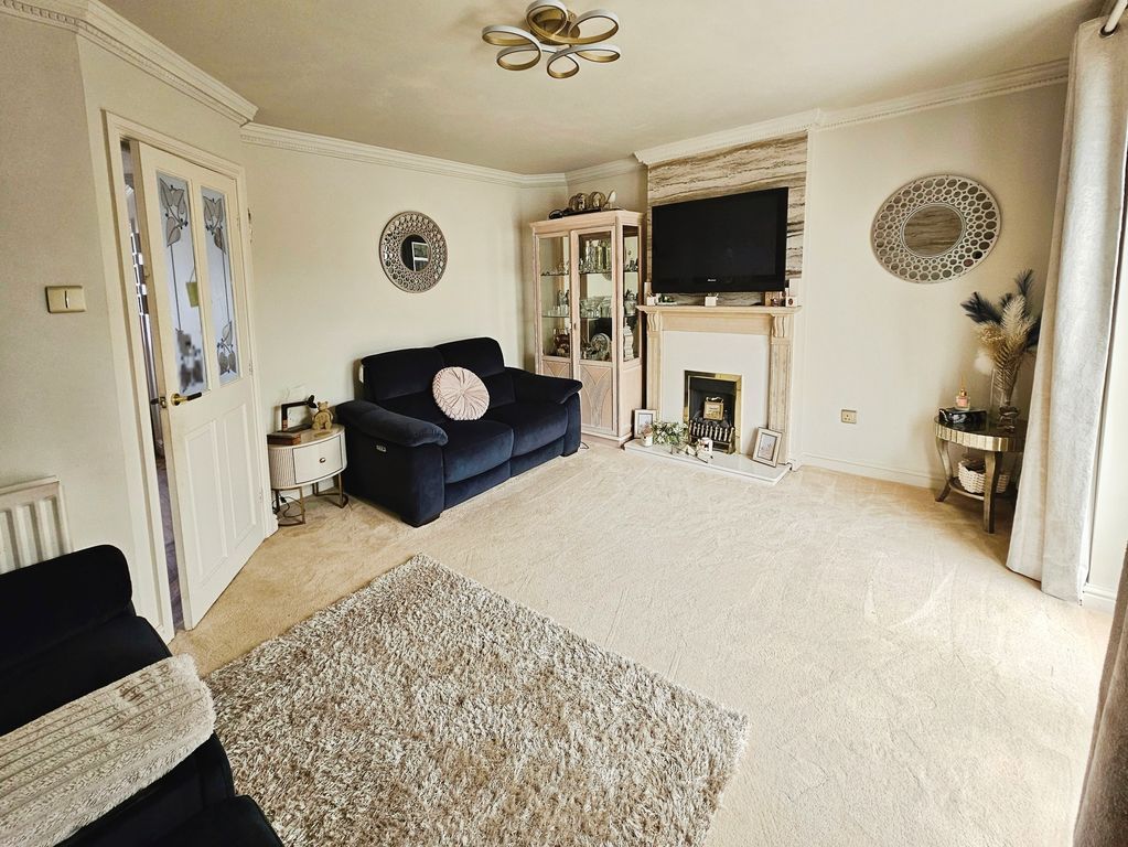 Property photo 3 of 14 Photo 14