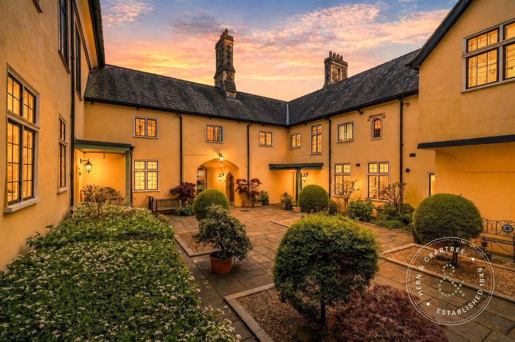 Property photo 1 of 62 Hern Crabtree-2-2.Jpg