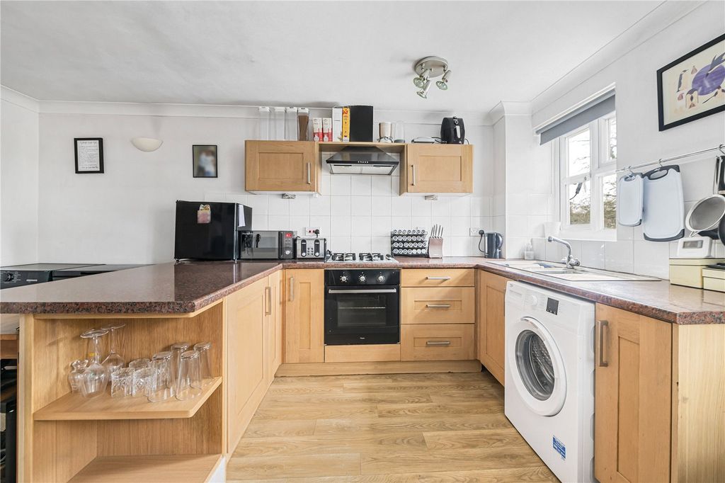 Property photo 3 of 10 Picture No. 09