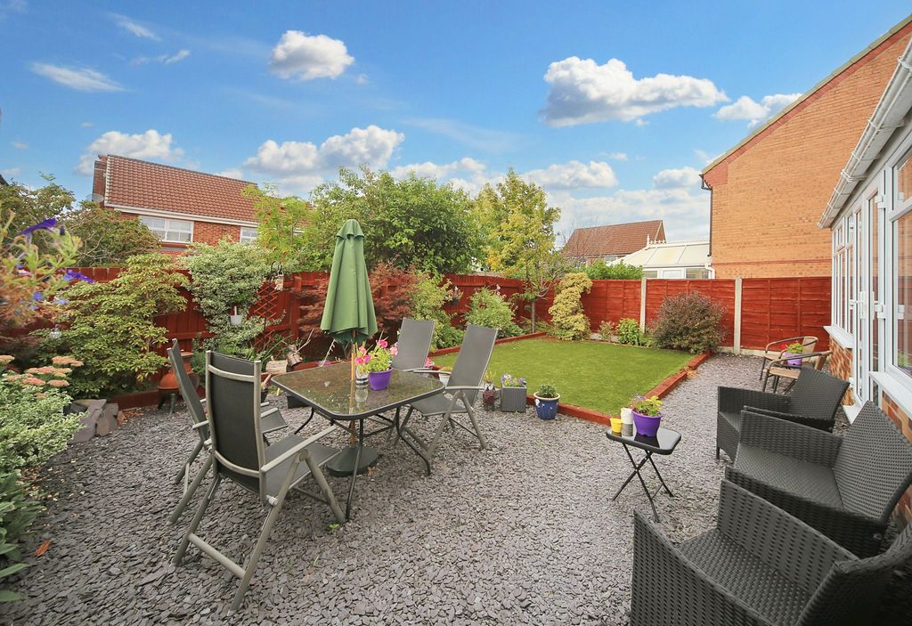 Property photo 3 of 24