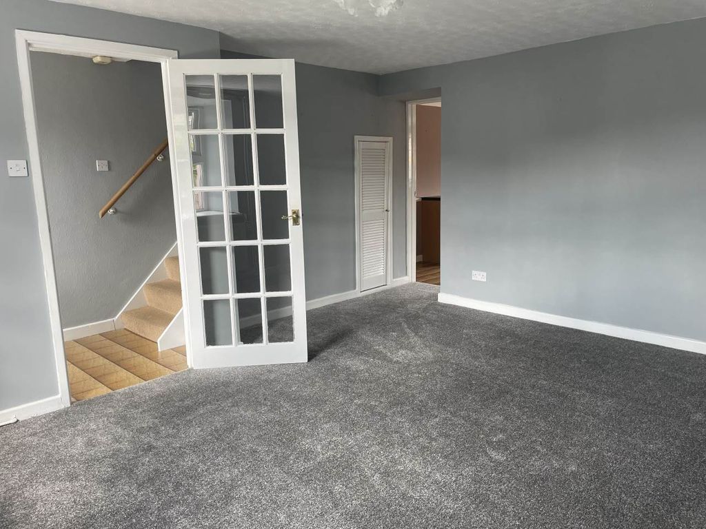 Property photo 3 of 11 Img_7594