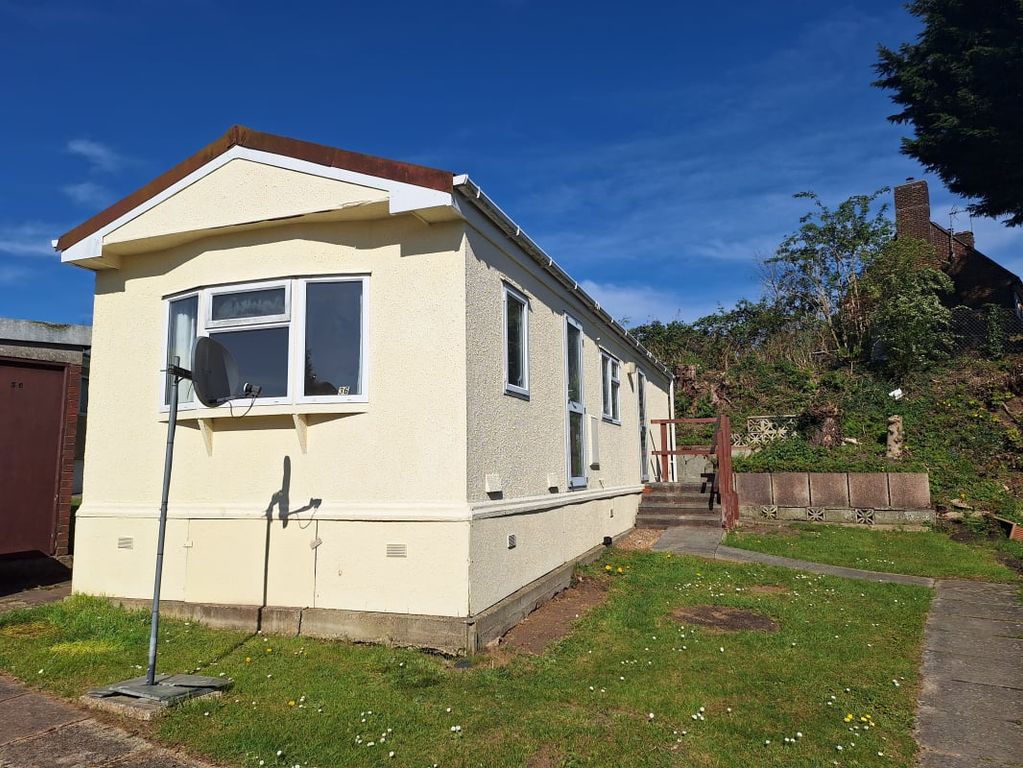 Property photo 1 of 5