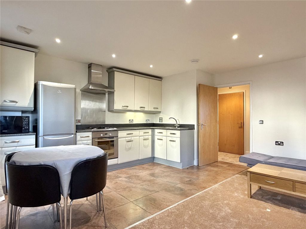 Property photo 2 of 11 Picture No. 04