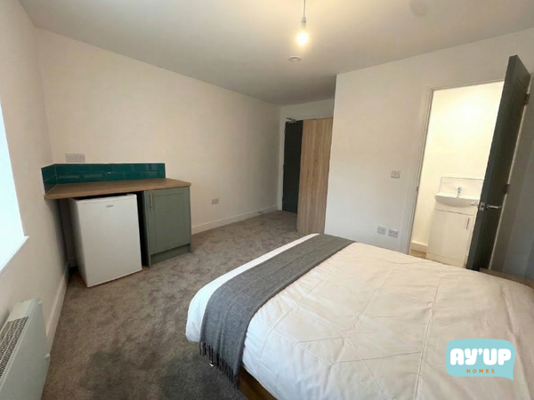 Property photo 2 of 3