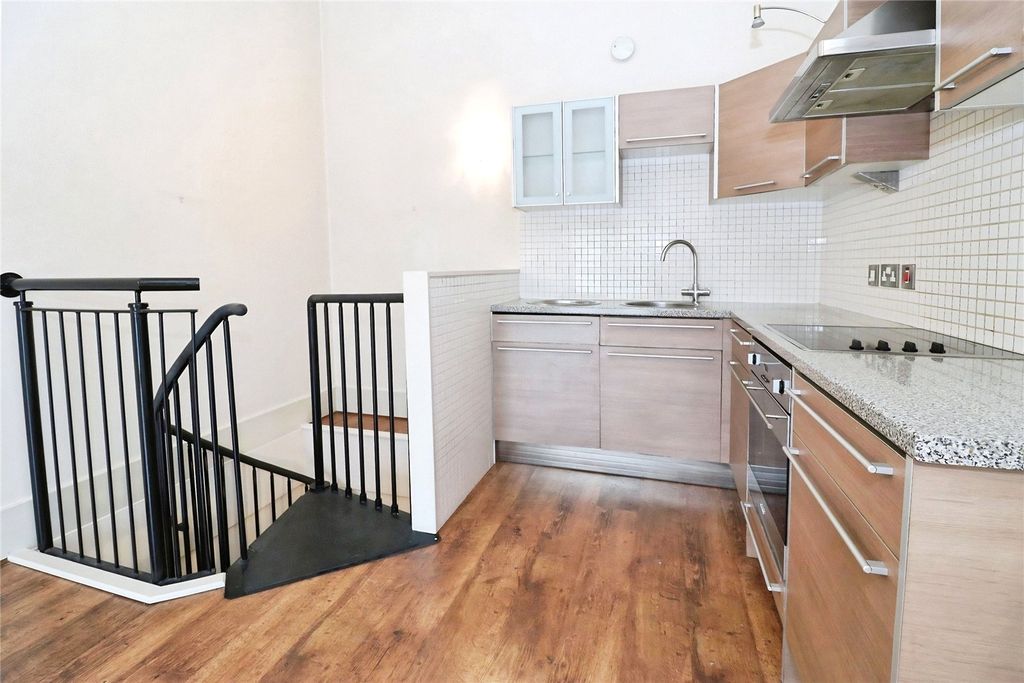 Additional image 7 of 1 bed flat for saleBradford Road, Dewsbury WF13