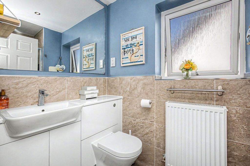 Additional image 9 of 3 bed terraced house for saleLatch Dubh Lane, Kinross KY13