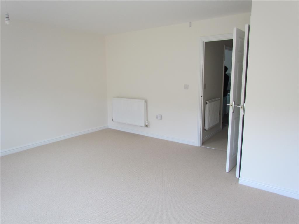 Property photo 3 of 13 Dining Room