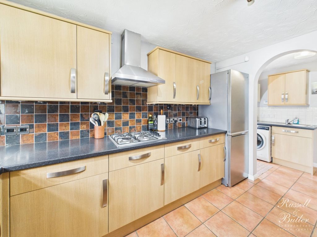 Property photo 3 of 24 Cam02127G0-Pr0437-Still017
