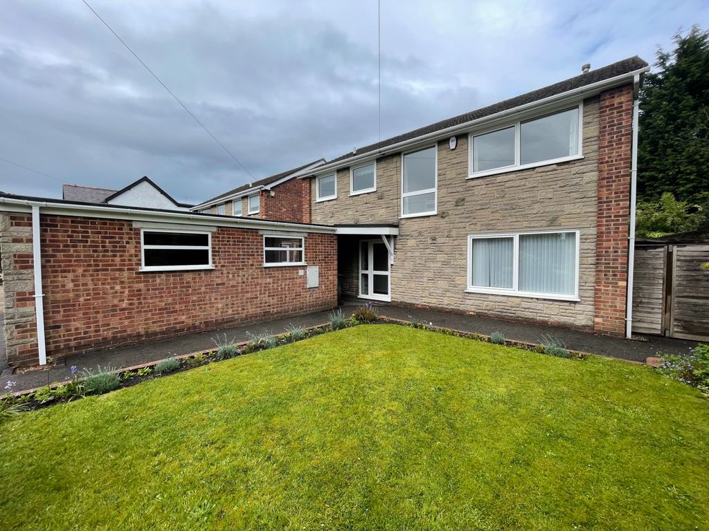 Property photo 2 of 19 Photo 9