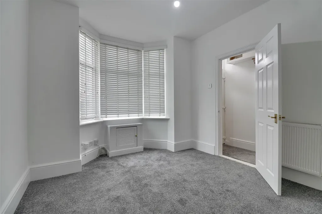 House in Portsmouth, Stamshaw - More