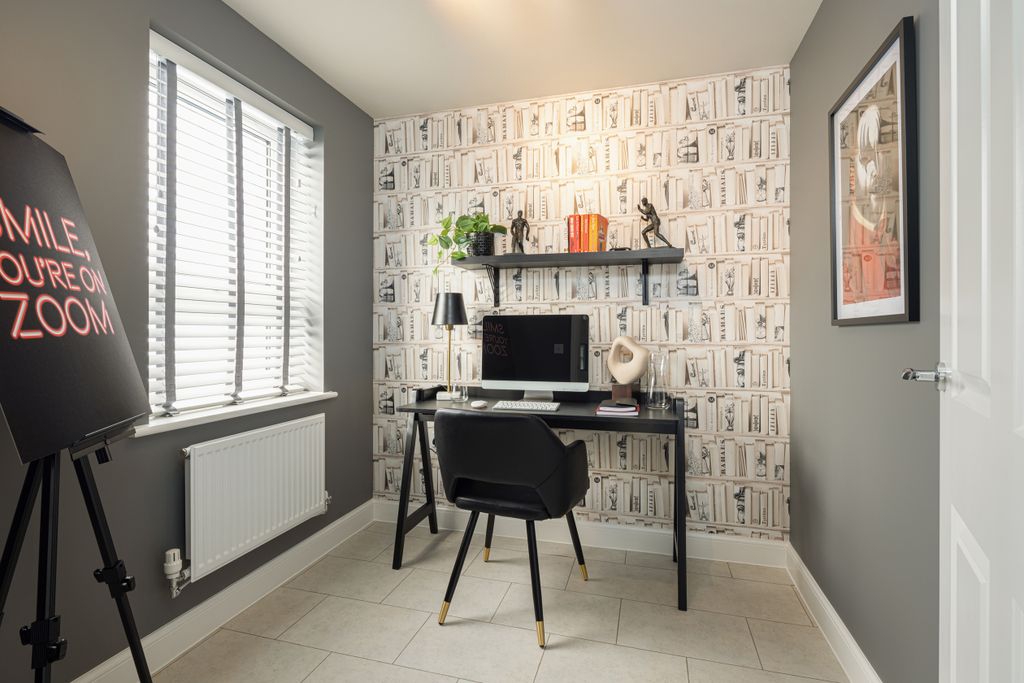 Property photo 3 of 9 Bh Clipstone Park Radleigh