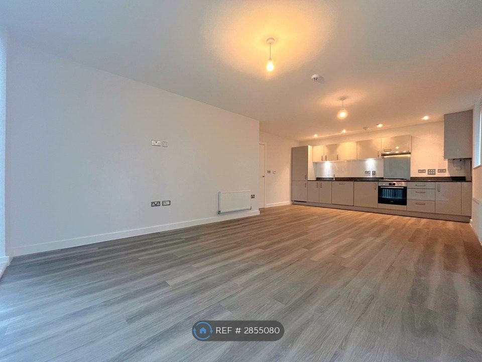 Property photo 3 of 6