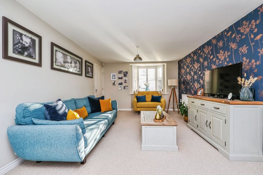 Property photo 2 of 22 Pbox-Img.Jpg