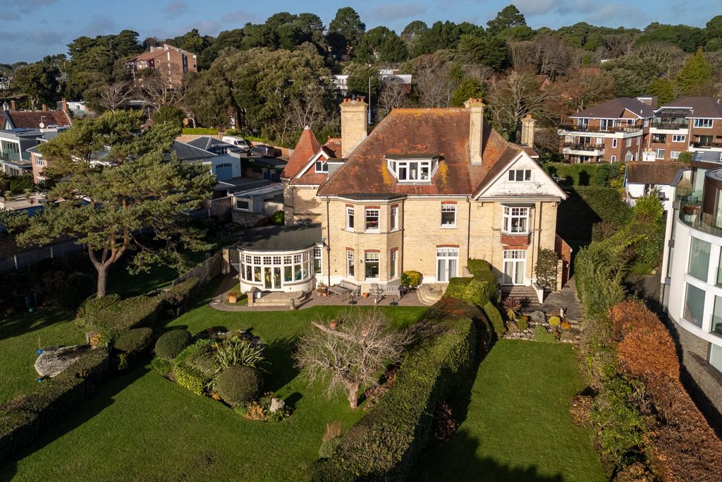 Property photo 1 of 14 20251210-Dji_0351