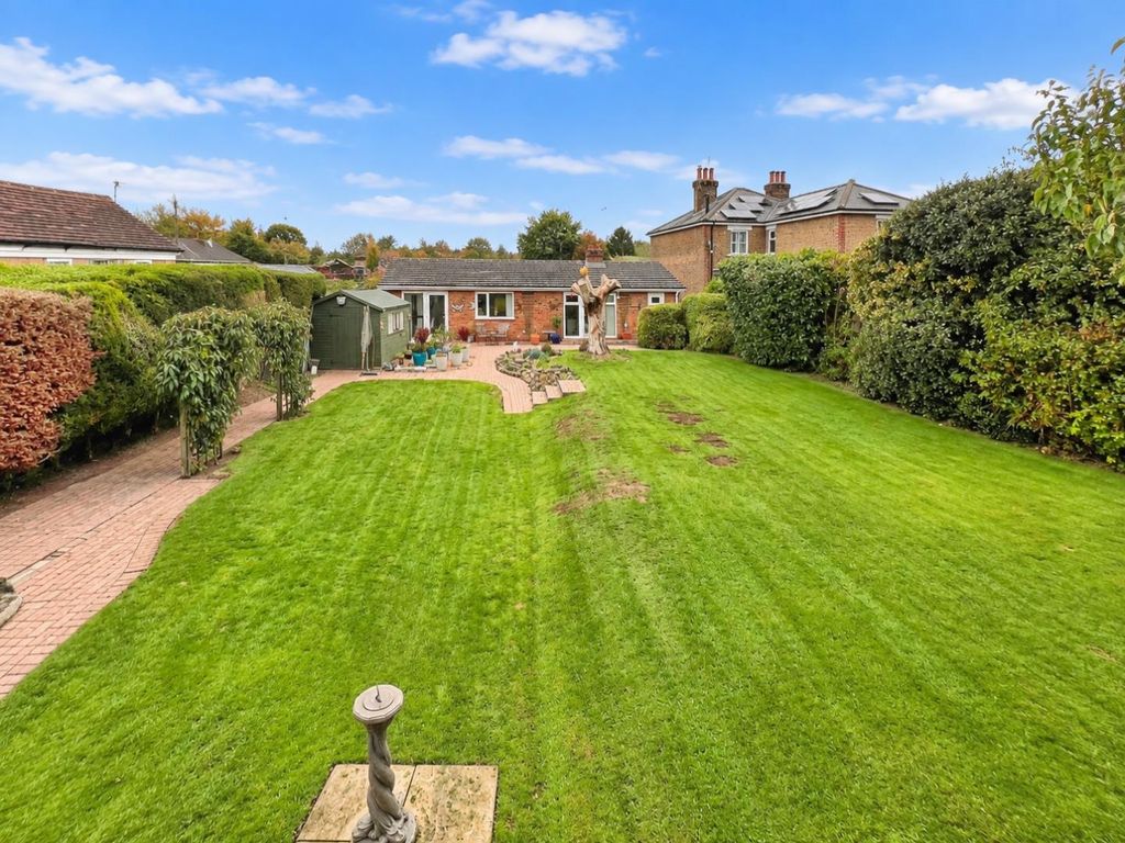 Property photo 2 of 35
