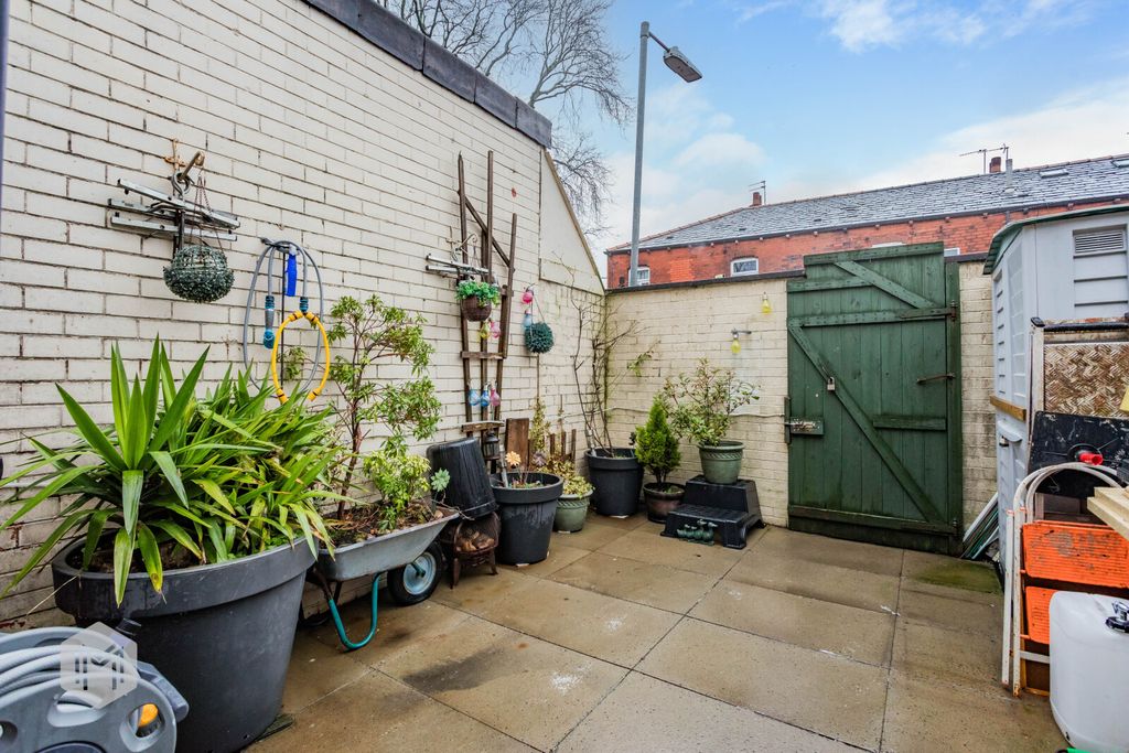 Property photo 3 of 14 Picture No. 14