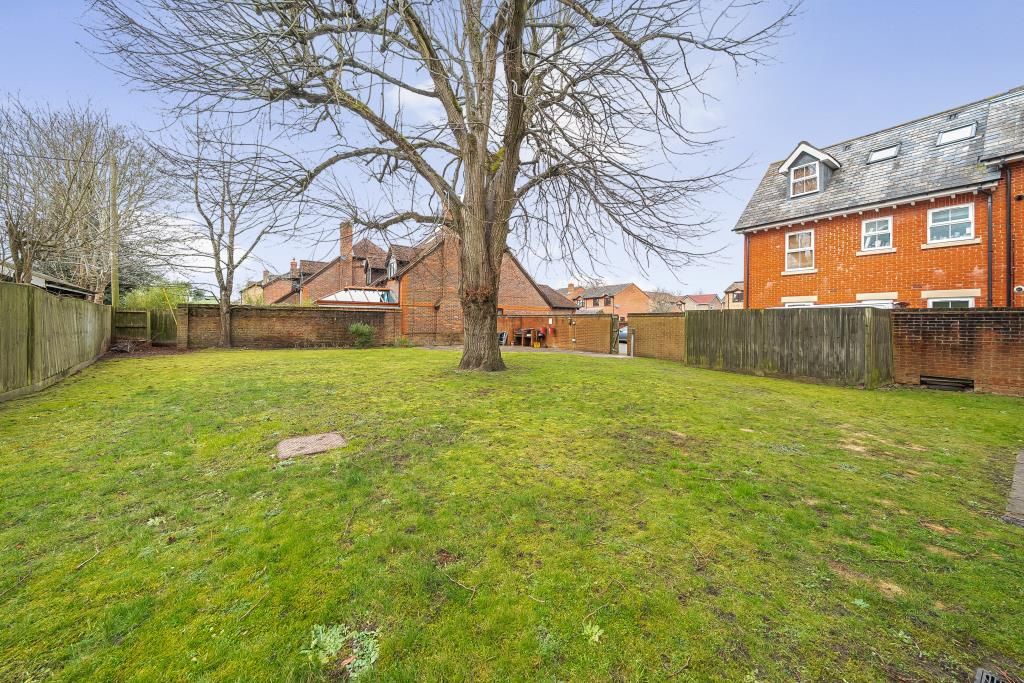 Property photo 2 of 20 External