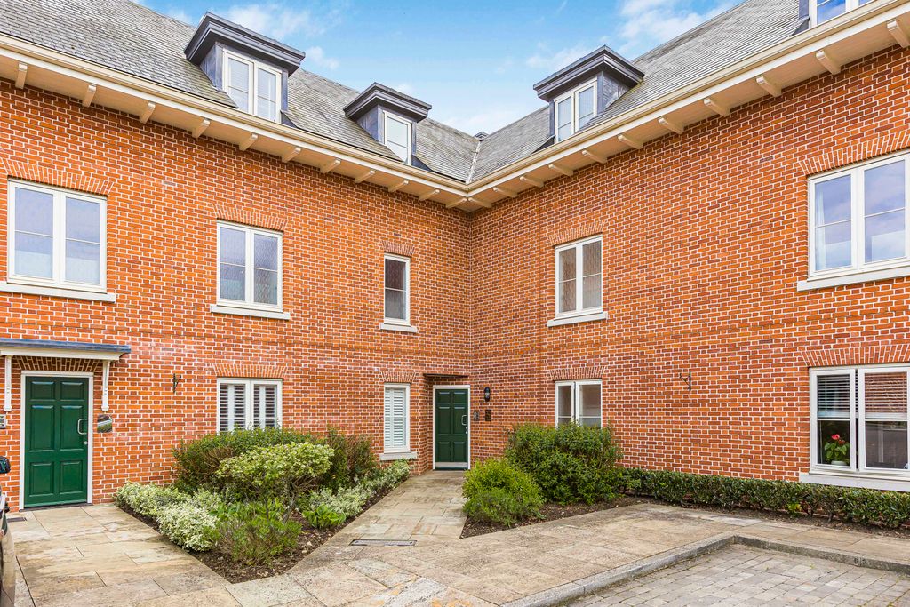 Property photo 2 of 13 23_30084