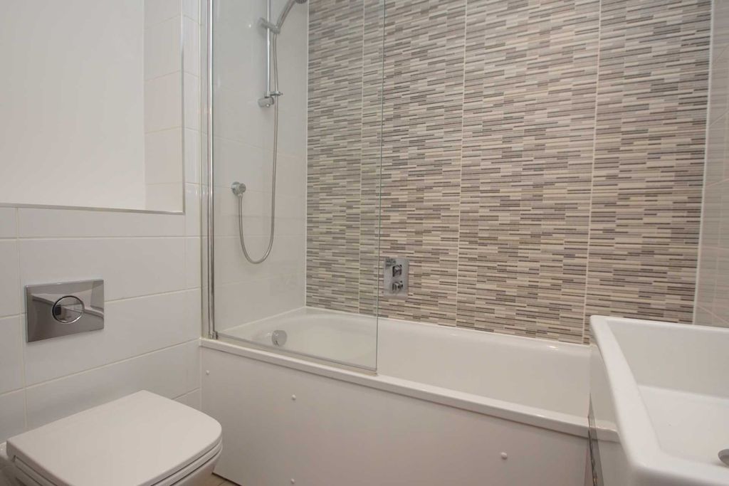 Property photo 2 of 11 Photo