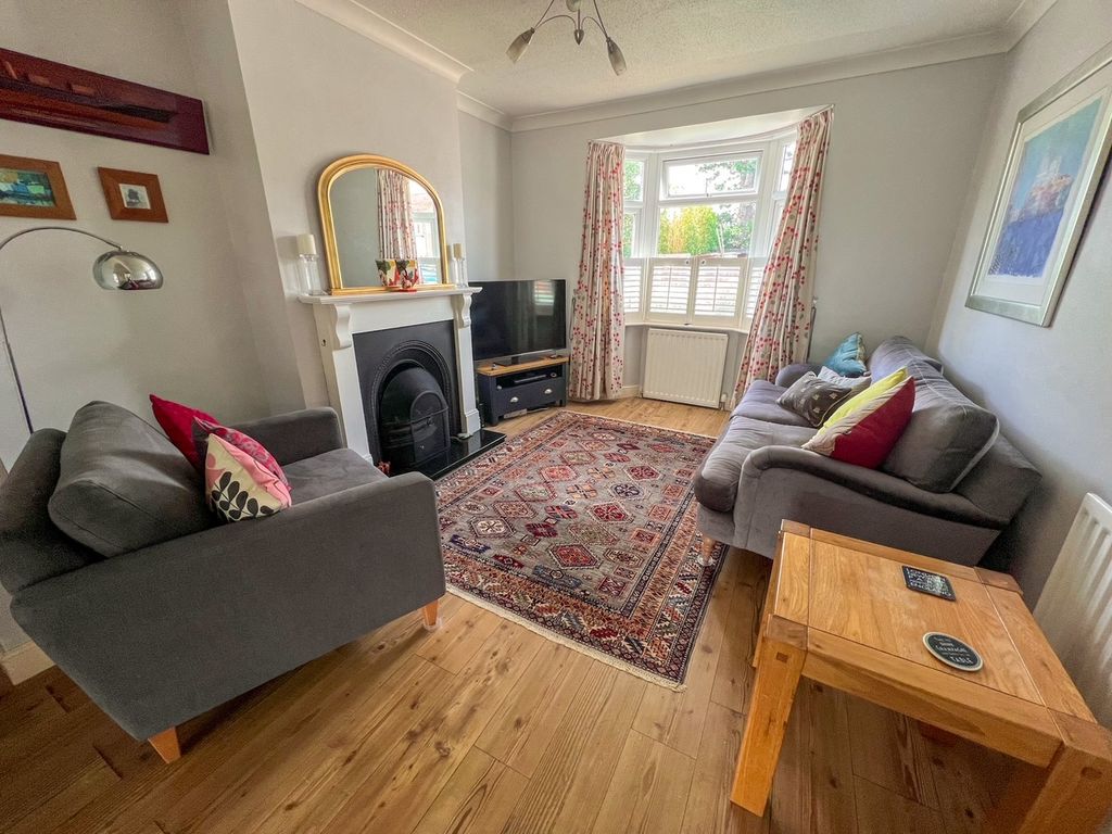 Property photo 3 of 19