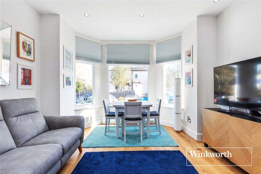 Property photo 3 of 22 Picture No. 26