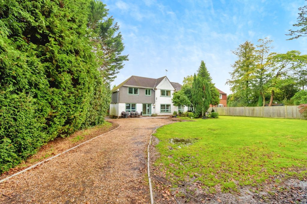 Property photo 1 of 17 Photography