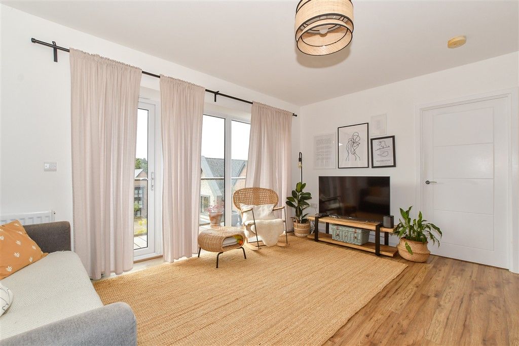 Property photo 1 of 15 Lounge/Dining Room