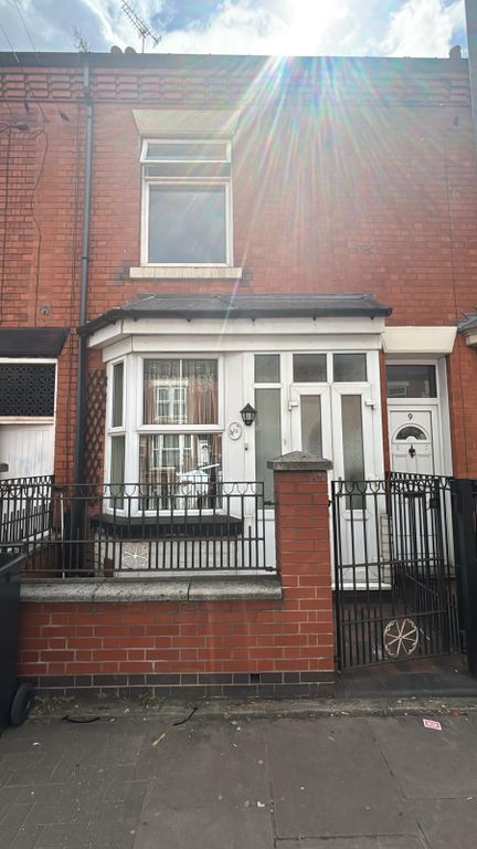 Property photo 1 of 13