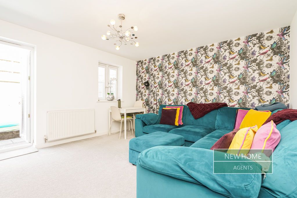 Property photo 3 of 17 Photo 11