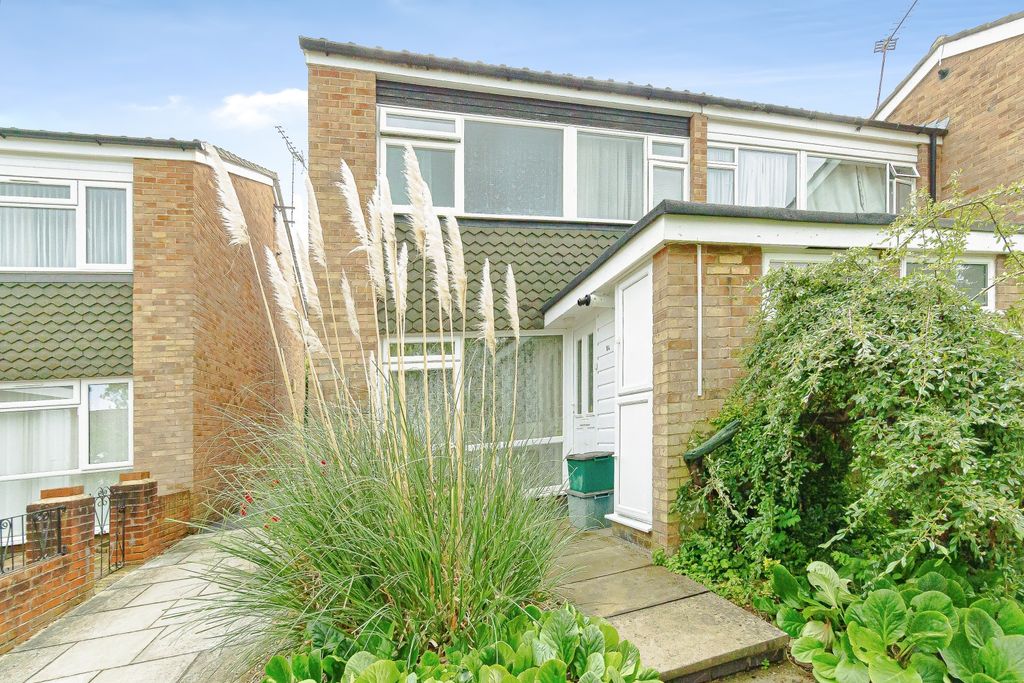 Property photo 1 of 18