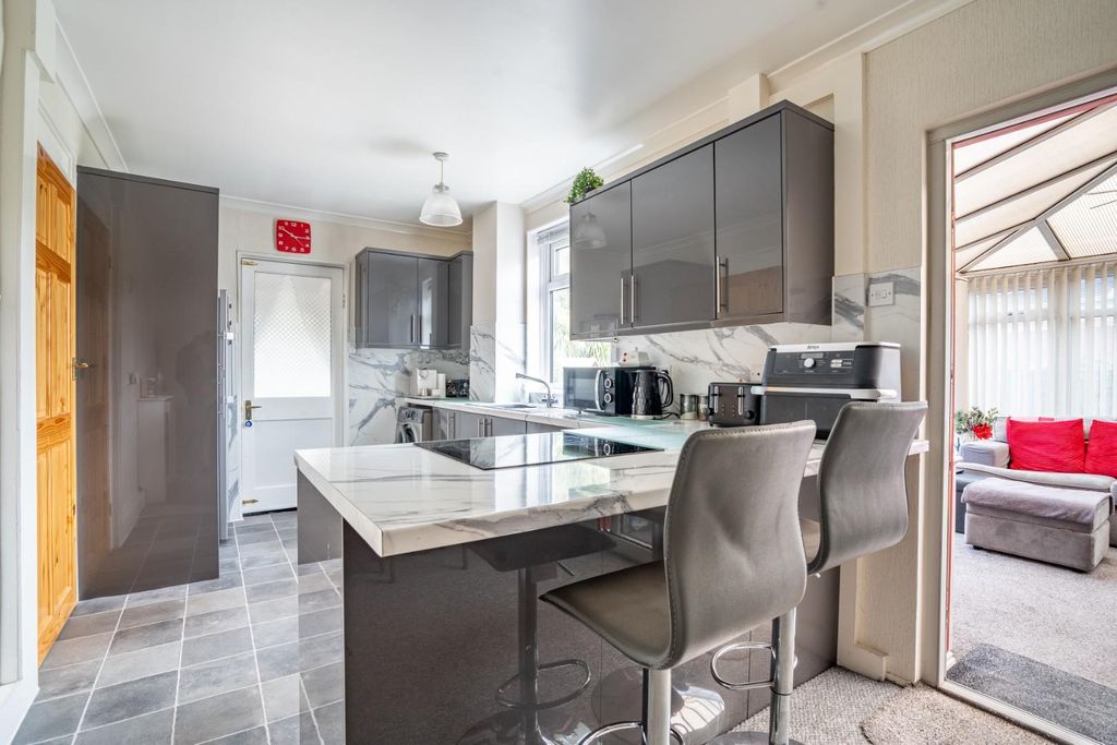 Property photo 2 of 19 MD-11.Jpg