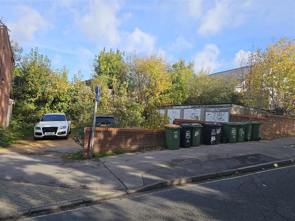 Property photo 3 of 3