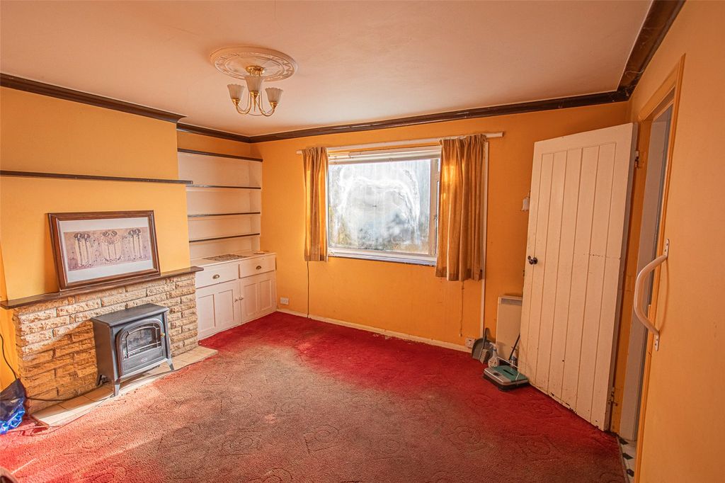 Property photo 2 of 17 Picture No. 02