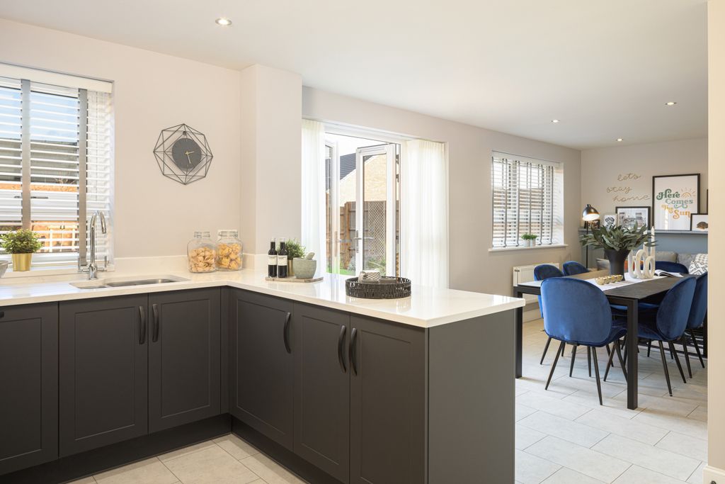 Property photo 3 of 10 Bh Clipstone Park Radleigh