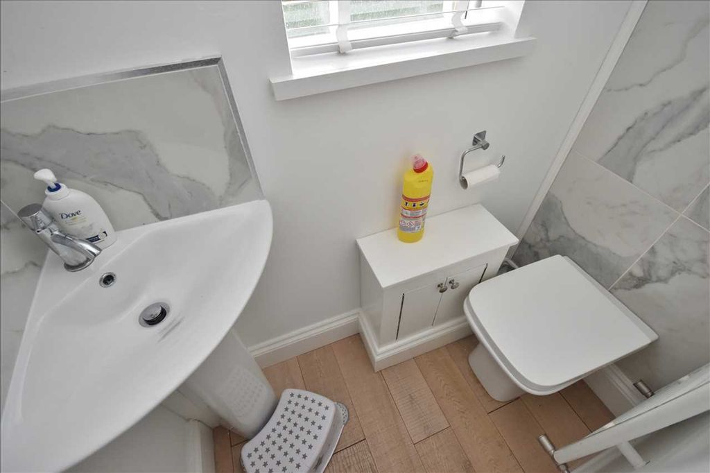 Property photo 3 of 19 Cloakroom/W.C.