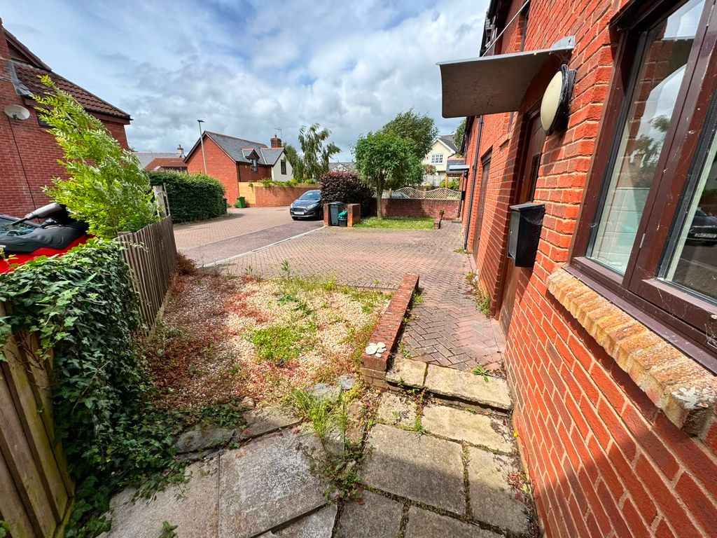 Property photo 3 of 5