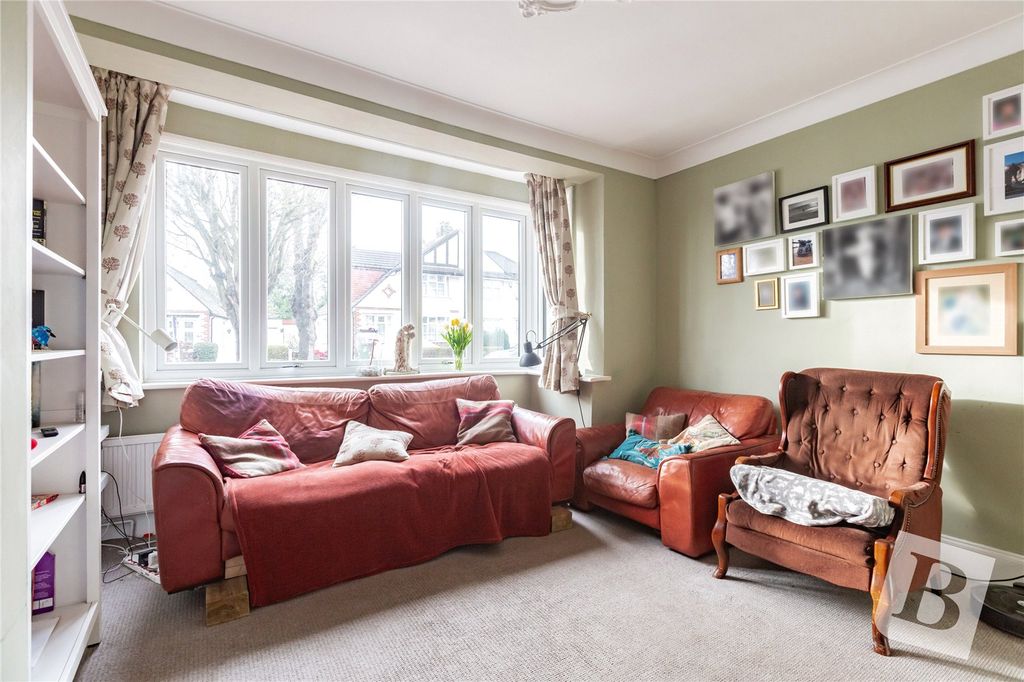 Property photo 3 of 16 Living Room