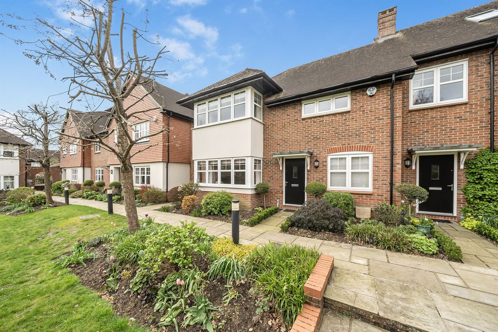 Property photo 1 of 19