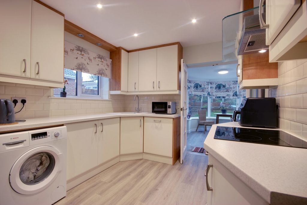 Property photo 3 of 21 1 Kit A