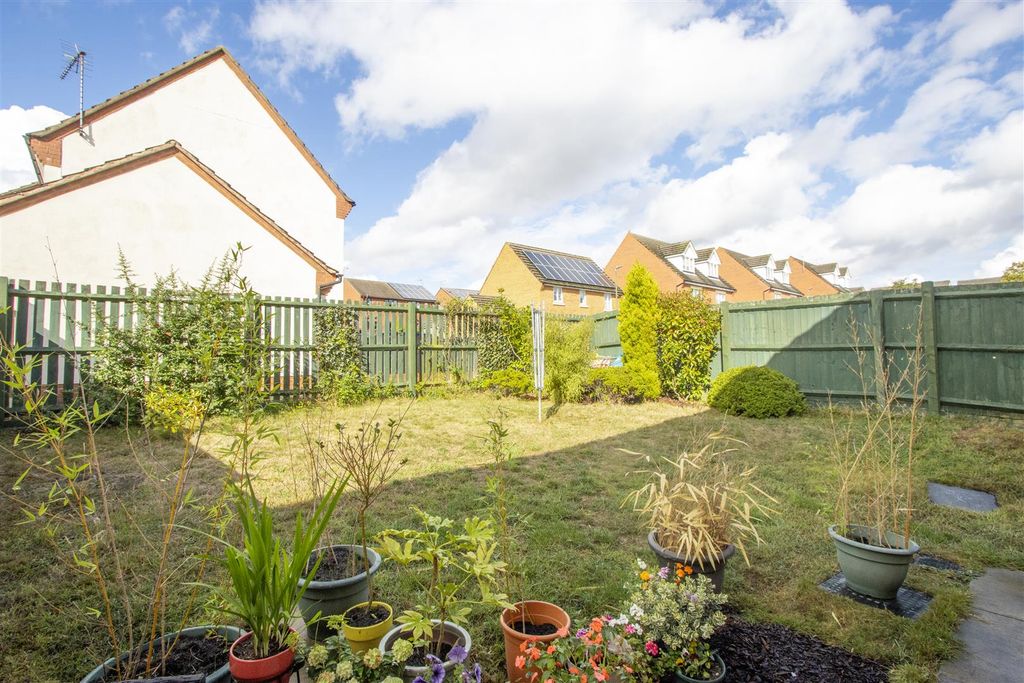 Property photo 3 of 15 Rear Garden