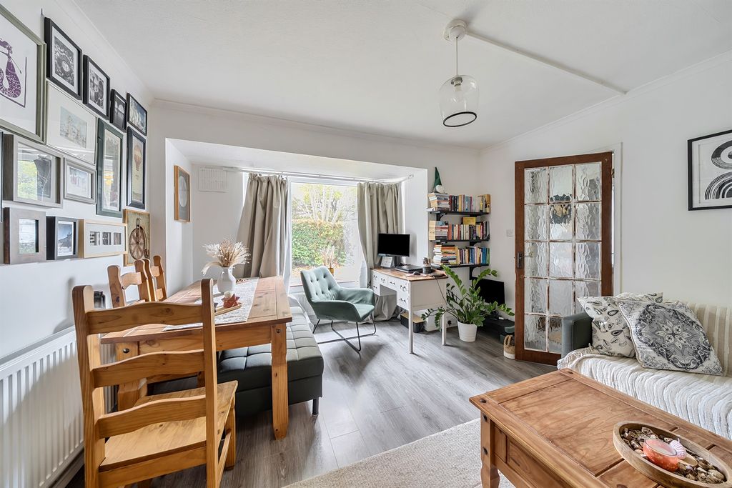 Property photo 3 of 15