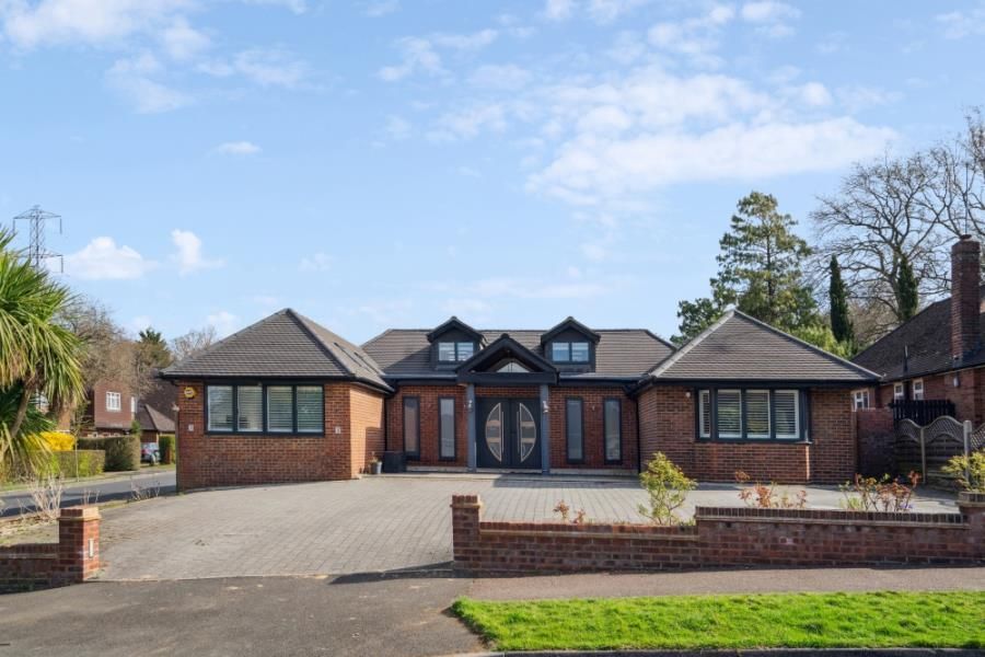 Property photo 1 of 18