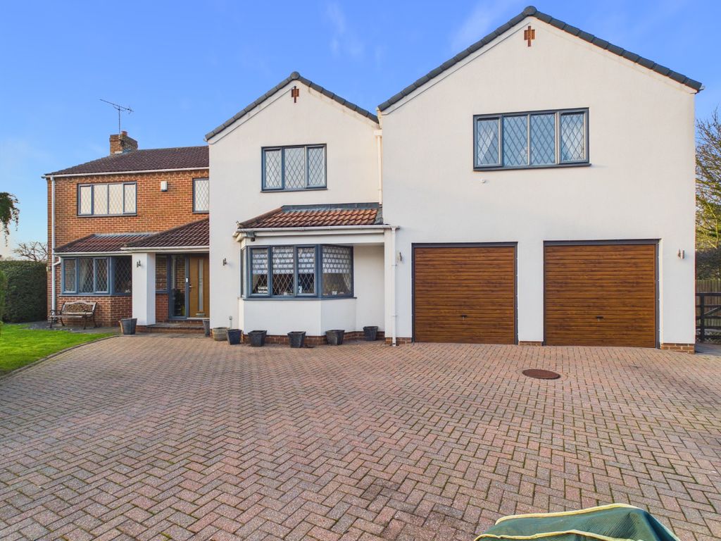 Property photo 1 of 20 4389780