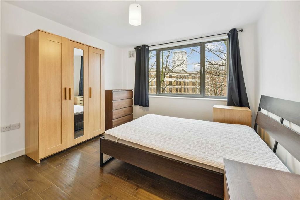 Property photo 3 of 6