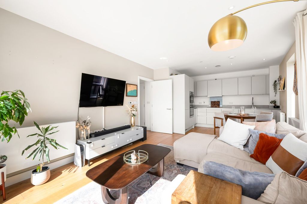 Property photo 3 of 15