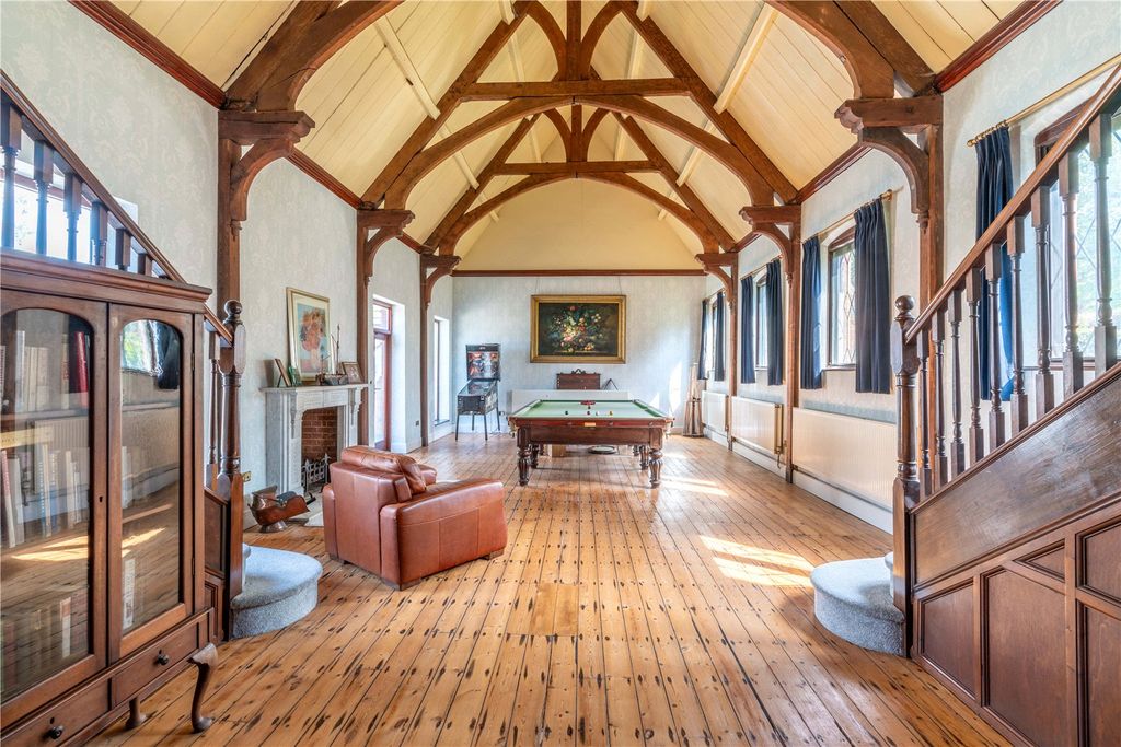 Property photo 2 of 26 Great Hall