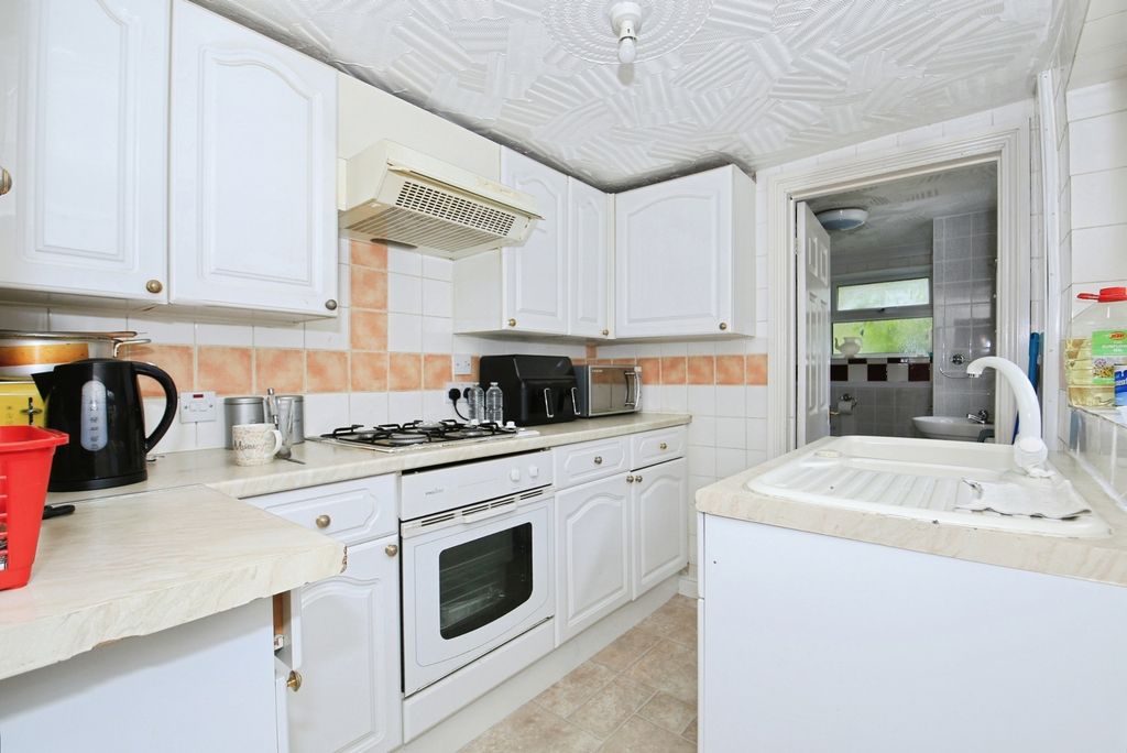 Property photo 2 of 9 Pbox-Img.Jpg
